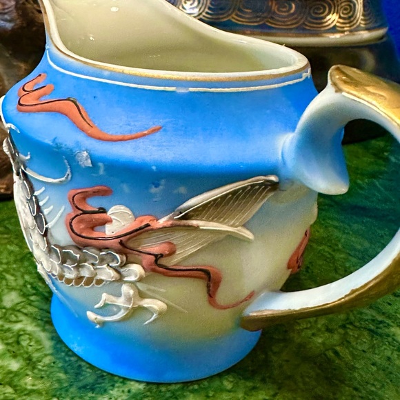 Betson Dragonware Moriage Japan Blue Dragon Creamer - Picture 4 of 8